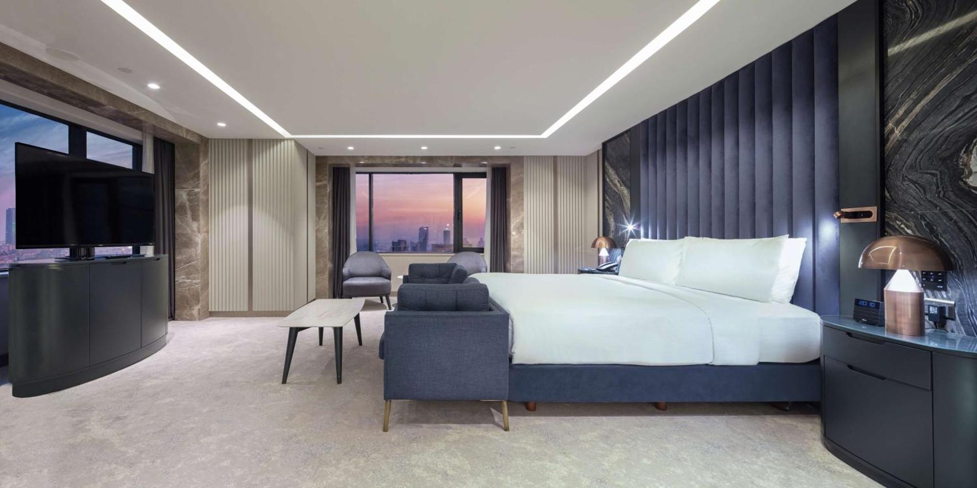 Hilton Maslak 5*